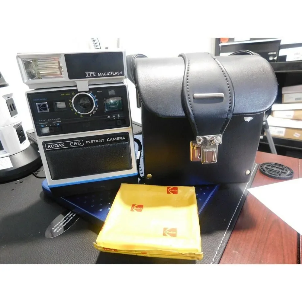 Kodak EK6 Instant Film Camera with ITT MagicFlash And Carrying Case And Film